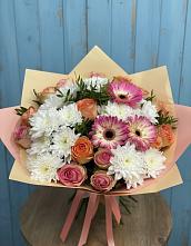 Букет цветов из:  Розы, Герберы и Хризантемы #REPLACE_PRED# Кармалиновской