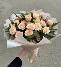 Букет Кремовые розы Латте в Кармалиновской
