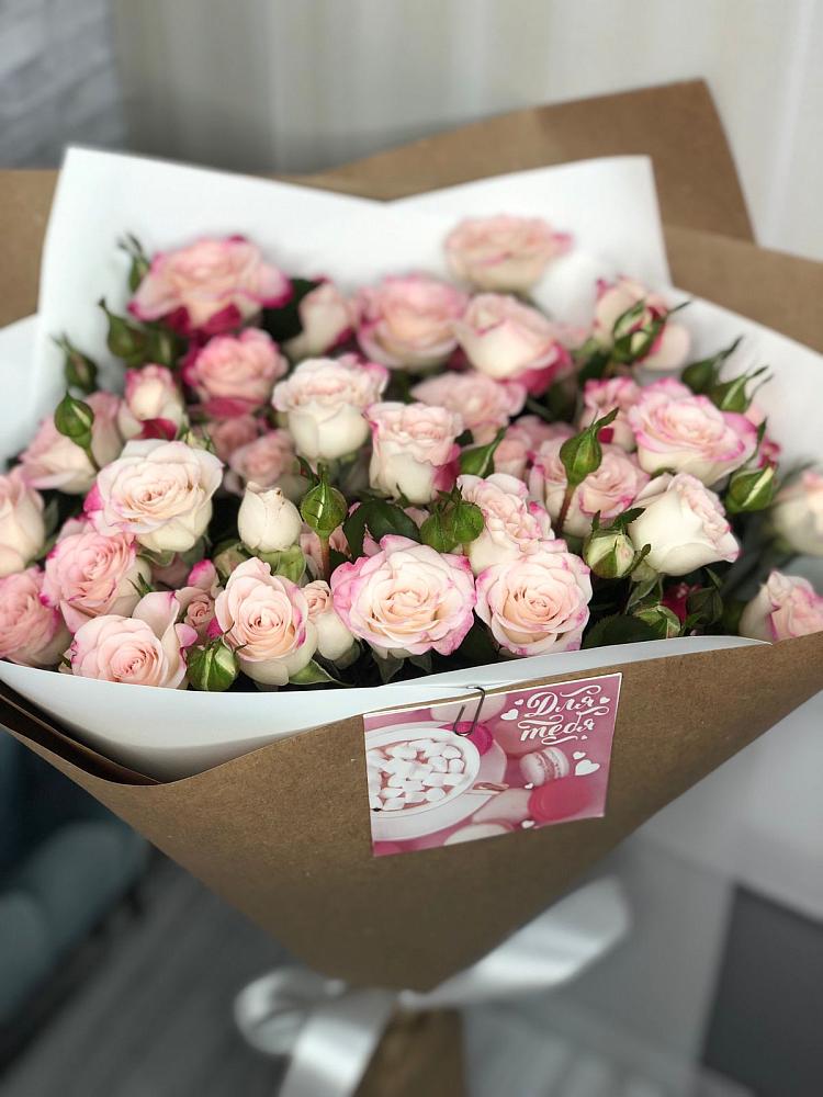 Букет цветов из: Розы в Кармалиновской