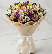 Букет цветов из:  Альстромерии в Кармалиновской