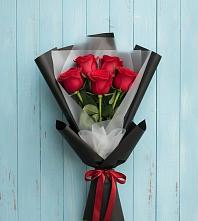 Букет цветов из:  Розы в Кармалиновской