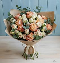 Букет цветов из:  Альстромерии и Розы в Кармалиновской